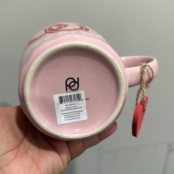 New Lucky In Love Textured Speckled Mug Coffee Tea Pink Red White - Picture 4 of 5